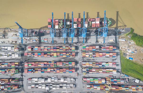 Trump anuncia tarifa de 50% sobre Brasil; veja o que o País mais exporta e importa dos EUA